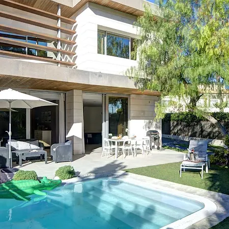Tarantino Holiday home